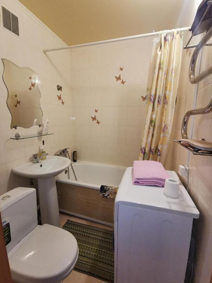 1 комн в центре рядом с парком Apartment Kostanay